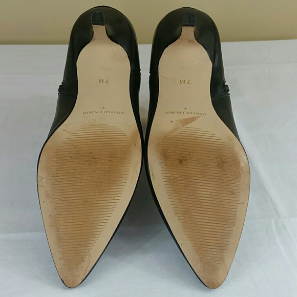 Donald J Pliner black kitten heel boots - Picture 4 of 12